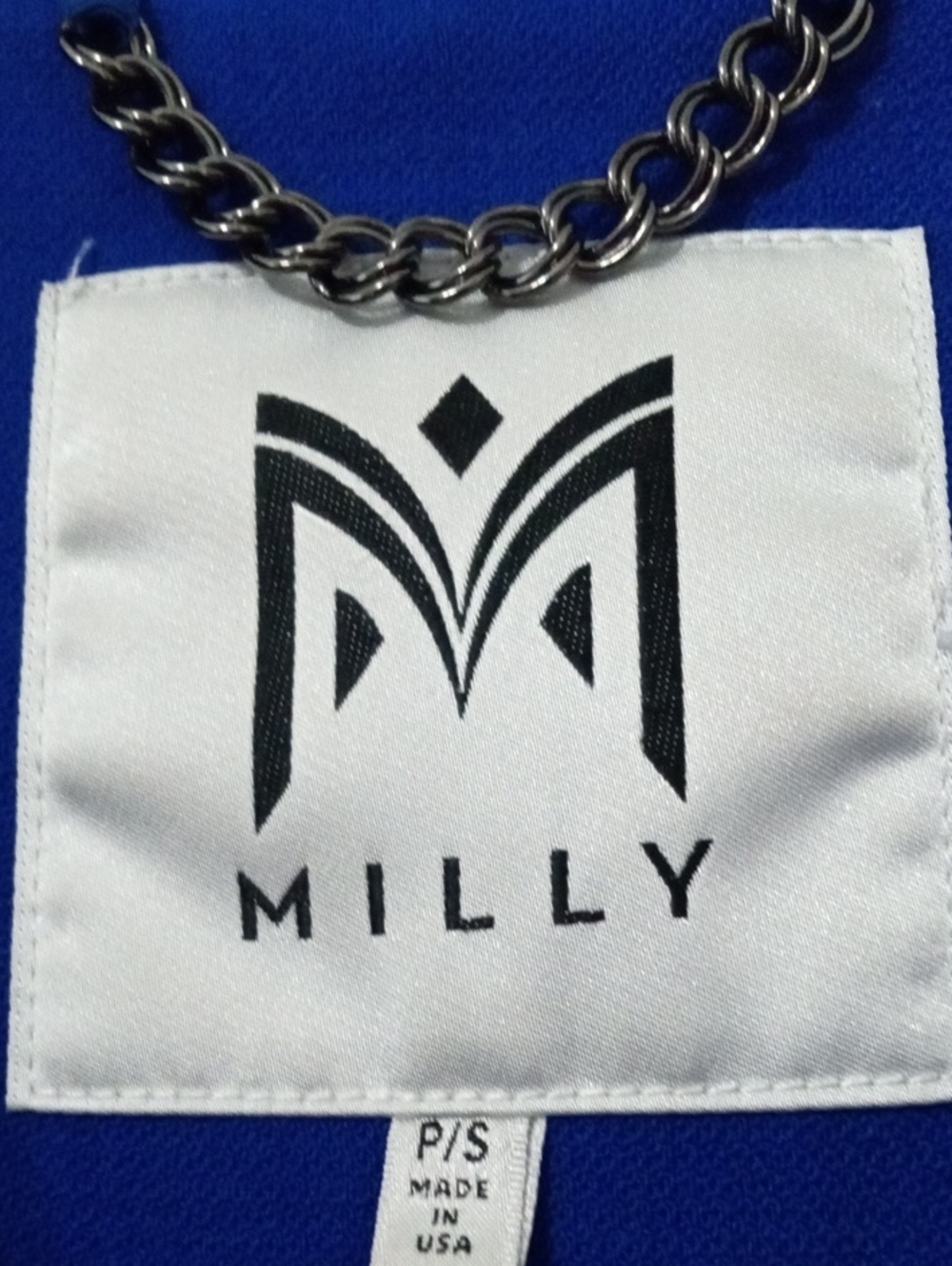 Milly Cape - Picture 2 of 12
